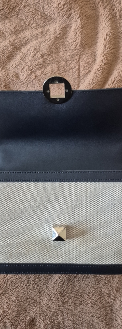 Kate Spade Bag - Picture 5 of 8